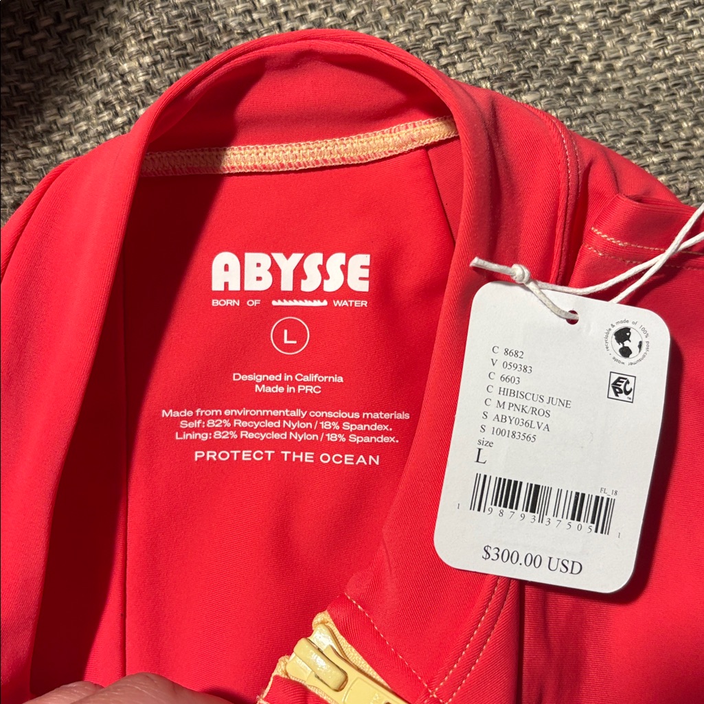 Abysse Bo Long Sleeve Surfsuit In Hibiscus Sz L Nwt — image 6 of 6
